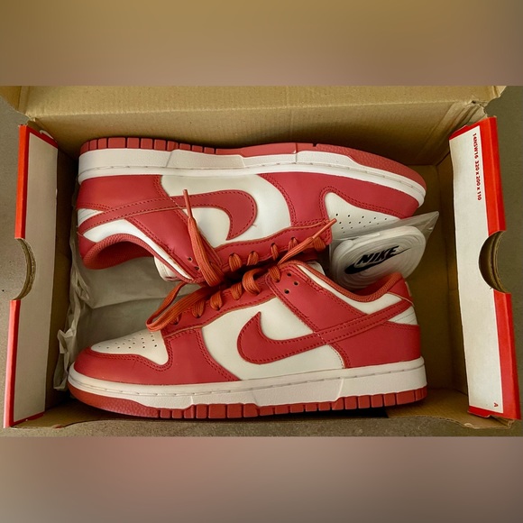 Nike Low Dunk White/Archeo Pink Size 8.5 NIB - Picture 7 of 8